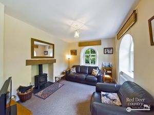 Sitting Room- click for photo gallery